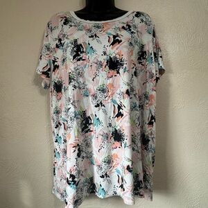 Torrid Colorful Short Sleeve Tee Casual Comfort  0171